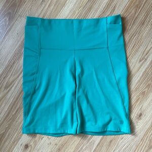 All in motion 7.5” biker shorts - size M